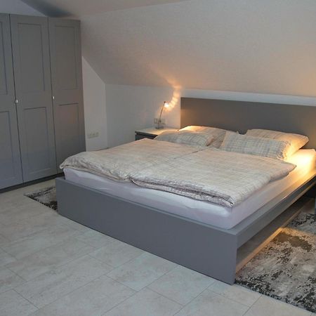 Kunibert, 120 Qm Apartment Щоках Екстериор снимка